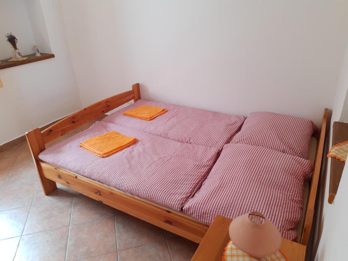 Ubytování U Dvořáků Veselí nad Lužnicí Esterno foto